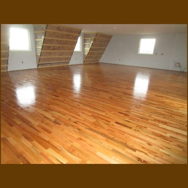 Red Oak Hardwood Flooring Utility Grade (Common Room)